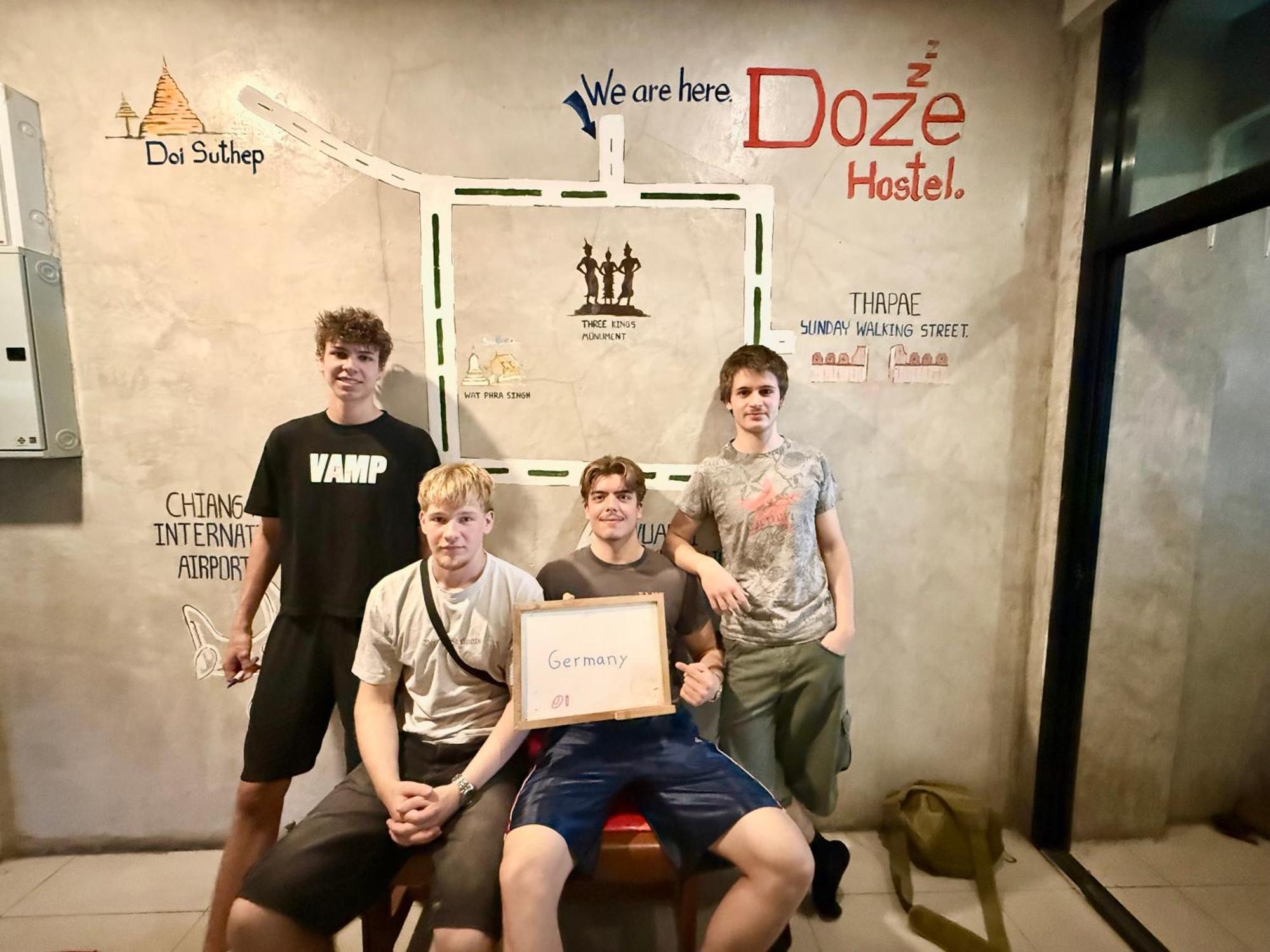 Doze Hostel - Chiang Mai — Photos 1